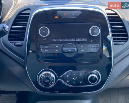 Рено Каптур 2018 у Житомирі на Automoto.ua Синій Рено Каптур, об'ємом двигуна 1.46 л та пробігом 220 тис. км за 11900 $, фото 10 на Automoto.ua