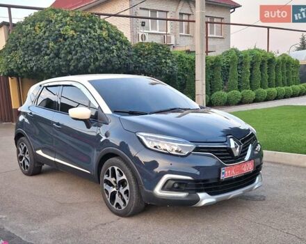 Синий Рено Каптур, объемом двигателя 1.5 л и пробегом 49 тыс. км за 15800 $, фото 4 на Automoto.ua