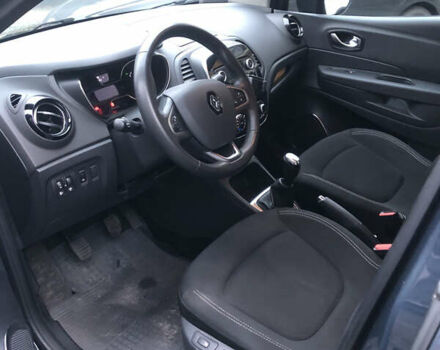 Синий Рено Каптур, объемом двигателя 0.9 л и пробегом 79 тыс. км за 12200 $, фото 8 на Automoto.ua