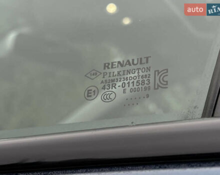 Синий Рено Каптур, объемом двигателя 1.5 л и пробегом 130 тыс. км за 15150 $, фото 51 на Automoto.ua