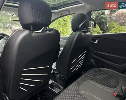 Синий Рено Каптур, объемом двигателя 1.5 л и пробегом 130 тыс. км за 15150 $, фото 50 на Automoto.ua