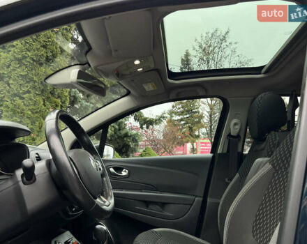 Синий Рено Каптур, объемом двигателя 1.5 л и пробегом 130 тыс. км за 15150 $, фото 69 на Automoto.ua