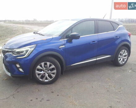 Синий Рено Каптур, объемом двигателя 1.33 л и пробегом 35 тыс. км за 18800 $, фото 1 на Automoto.ua
