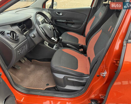 Оранжевый Рено Каптур, объемом двигателя 1.5 л и пробегом 153 тыс. км за 11800 $, фото 30 на Automoto.ua