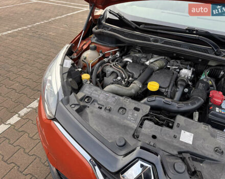 Оранжевый Рено Каптур, объемом двигателя 1.5 л и пробегом 153 тыс. км за 11800 $, фото 61 на Automoto.ua