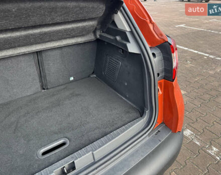 Оранжевый Рено Каптур, объемом двигателя 1.5 л и пробегом 153 тыс. км за 11800 $, фото 44 на Automoto.ua