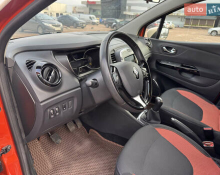 Оранжевый Рено Каптур, объемом двигателя 1.5 л и пробегом 153 тыс. км за 11800 $, фото 31 на Automoto.ua