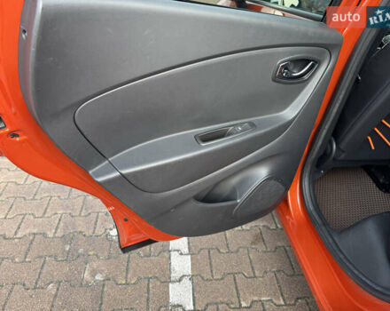 Оранжевый Рено Каптур, объемом двигателя 1.5 л и пробегом 153 тыс. км за 11800 $, фото 38 на Automoto.ua