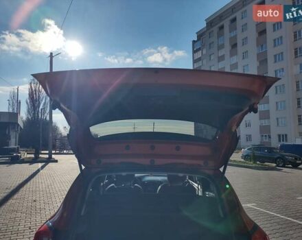 Оранжевый Рено Каптур, объемом двигателя 1.2 л и пробегом 69 тыс. км за 12300 $, фото 7 на Automoto.ua