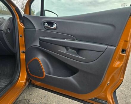 Помаранчевий Рено Каптур, об'ємом двигуна 1.5 л та пробігом 99 тис. км за 13499 $, фото 2 на Automoto.ua