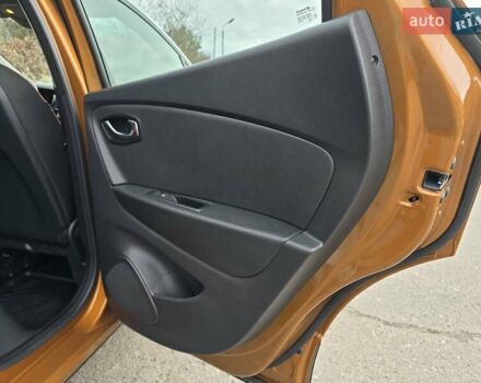Помаранчевий Рено Каптур, об'ємом двигуна 1.46 л та пробігом 99 тис. км за 13499 $, фото 47 на Automoto.ua