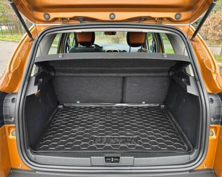 Помаранчевий Рено Каптур, об'ємом двигуна 1.5 л та пробігом 99 тис. км за 13499 $, фото 12 на Automoto.ua