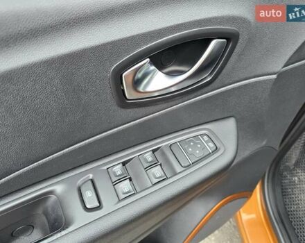 Помаранчевий Рено Каптур, об'ємом двигуна 1.46 л та пробігом 99 тис. км за 13499 $, фото 22 на Automoto.ua