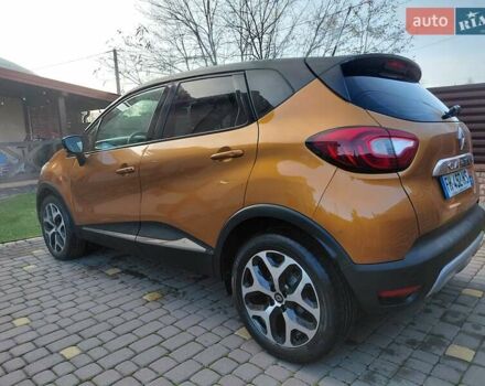 Оранжевый Рено Каптур, объемом двигателя 1.5 л и пробегом 197 тыс. км за 13900 $, фото 2 на Automoto.ua