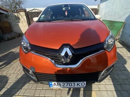 Рено Каптур 2014 в Виннице на Automoto.ua Оранжевый Рено Каптур, объемом двигателя 0.9 л и пробегом 220 тыс. км за 9500 $, фото 1 на Automoto.ua