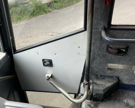 Білий Рено Карріер, об'ємом двигуна 6.2 л та пробігом 400 тис. км за 7000 $, фото 9 на Automoto.ua