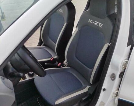 Белый Рено City K-ZE, объемом двигателя 0 л и пробегом 38 тыс. км за 11500 $, фото 9 на Automoto.ua