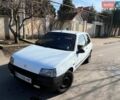 Білий Рено Кліо, об'ємом двигуна 1.17 л та пробігом 390 тис. км за 1600 $, фото 1 на Automoto.ua