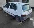Рено Клио 1994 в Ровно на Automoto.ua Белый Рено Клио, объемом двигателя 0 л и пробегом 300 тыс. км за 500 $, фото 1 на Automoto.ua