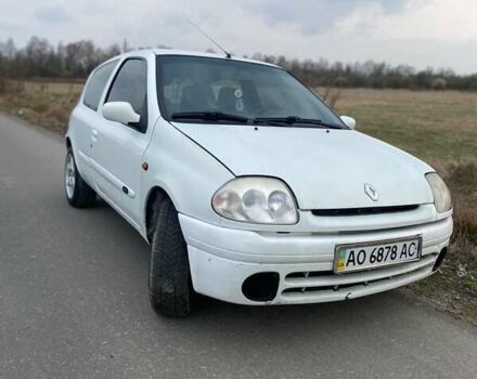 Белый Рено Клио, объемом двигателя 1.9 л и пробегом 230 тыс. км за 1500 $, фото 1 на Automoto.ua