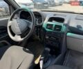 Білий Рено Кліо, об'ємом двигуна 1.4 л та пробігом 230 тис. км за 3200 $, фото 7 на Automoto.ua