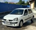 Белый Рено Клио, объемом двигателя 1.1 л и пробегом 251 тыс. км за 3500 $, фото 1 на Automoto.ua