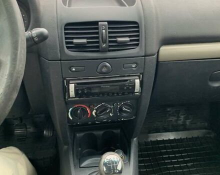 Білий Рено Кліо, об'ємом двигуна 1.15 л та пробігом 354 тис. км за 3200 $, фото 12 на Automoto.ua