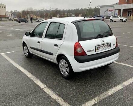 Білий Рено Кліо, об'ємом двигуна 1.15 л та пробігом 354 тис. км за 3200 $, фото 3 на Automoto.ua