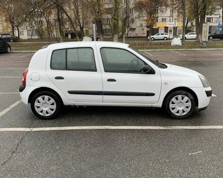 Білий Рено Кліо, об'ємом двигуна 1.15 л та пробігом 354 тис. км за 3200 $, фото 1 на Automoto.ua