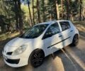 Белый Рено Клио, объемом двигателя 1.46 л и пробегом 275 тыс. км за 4200 $, фото 1 на Automoto.ua