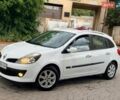 Белый Рено Клио, объемом двигателя 1.15 л и пробегом 180 тыс. км за 4200 $, фото 1 на Automoto.ua