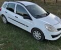 Белый Рено Клио, объемом двигателя 1.5 л и пробегом 145 тыс. км за 2605 $, фото 7 на Automoto.ua