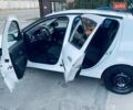 Белый Рено Клио, объемом двигателя 1.15 л и пробегом 208 тыс. км за 3700 $, фото 7 на Automoto.ua