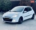 Белый Рено Клио, объемом двигателя 1.15 л и пробегом 208 тыс. км за 3700 $, фото 2 на Automoto.ua