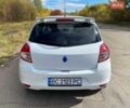 Білий Рено Кліо, об'ємом двигуна 1.6 л та пробігом 243 тис. км за 5200 $, фото 9 на Automoto.ua