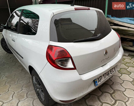 Білий Рено Кліо, об'ємом двигуна 1.46 л та пробігом 260 тис. км за 5500 $, фото 12 на Automoto.ua