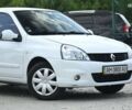 Белый Рено Клио, объемом двигателя 1.1 л и пробегом 105 тыс. км за 5500 $, фото 2 на Automoto.ua