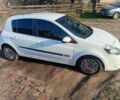 Білий Рено Кліо, об'ємом двигуна 1.5 л та пробігом 300 тис. км за 4250 $, фото 4 на Automoto.ua