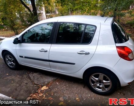 Білий Рено Кліо, об'ємом двигуна 1.5 л та пробігом 200 тис. км за 4800 $, фото 3 на Automoto.ua