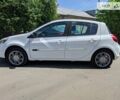 Білий Рено Кліо, об'ємом двигуна 1.2 л та пробігом 122 тис. км за 4500 $, фото 1 на Automoto.ua