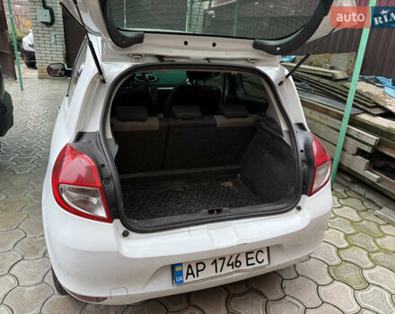 Білий Рено Кліо, об'ємом двигуна 1.46 л та пробігом 260 тис. км за 5500 $, фото 14 на Automoto.ua