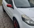 Белый Рено Клио, объемом двигателя 1.2 л и пробегом 173 тыс. км за 5350 $, фото 1 на Automoto.ua
