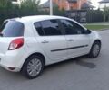 Белый Рено Клио, объемом двигателя 0 л и пробегом 310 тыс. км за 5350 $, фото 1 на Automoto.ua