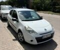 Белый Рено Клио, объемом двигателя 1.46 л и пробегом 192 тыс. км за 5000 $, фото 1 на Automoto.ua