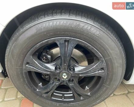 Белый Рено Клио, объемом двигателя 1.5 л и пробегом 234 тыс. км за 5000 $, фото 10 на Automoto.ua