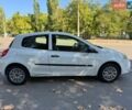 Білий Рено Кліо, об'ємом двигуна 1.5 л та пробігом 295 тис. км за 5100 $, фото 3 на Automoto.ua