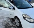 Белый Рено Клио, объемом двигателя 1.5 л и пробегом 243 тыс. км за 5700 $, фото 3 на Automoto.ua