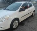 Білий Рено Кліо, об'ємом двигуна 1.5 л та пробігом 315 тис. км за 4500 $, фото 4 на Automoto.ua