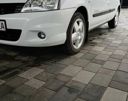 Білий Рено Кліо, об'ємом двигуна 1.2 л та пробігом 176 тис. км за 4300 $, фото 6 на Automoto.ua