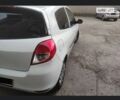 Белый Рено Клио, объемом двигателя 1.5 л и пробегом 250 тыс. км за 2200 $, фото 2 на Automoto.ua